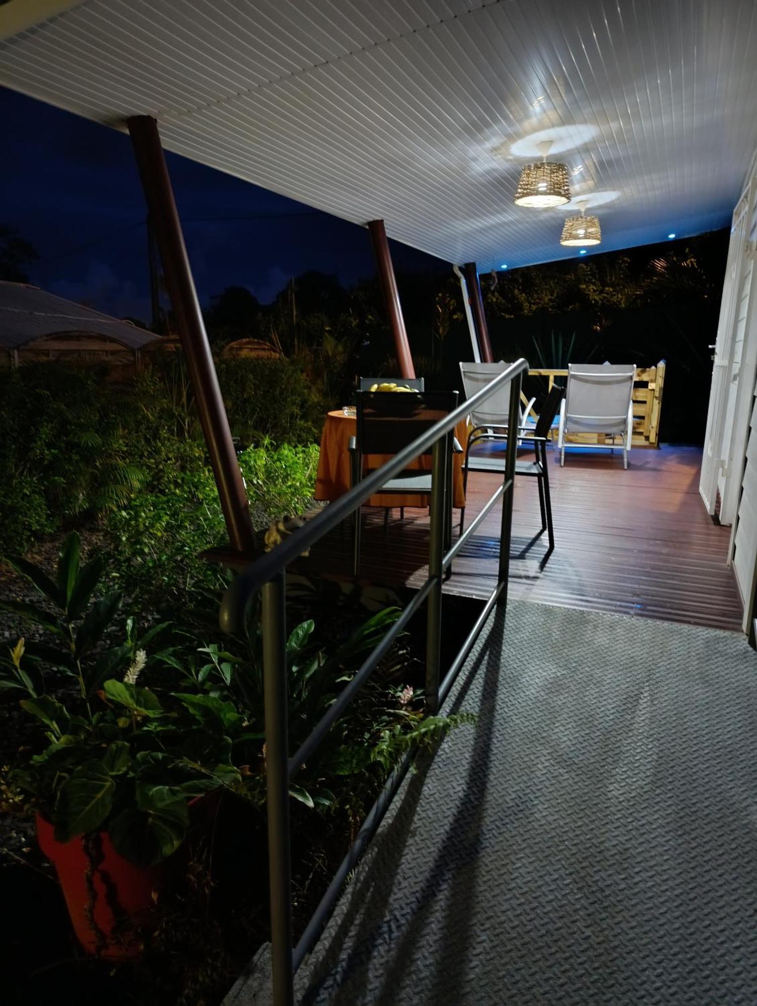 Dadi'S Little Paradis ซานต์-โรส ภายนอก รูปภาพ