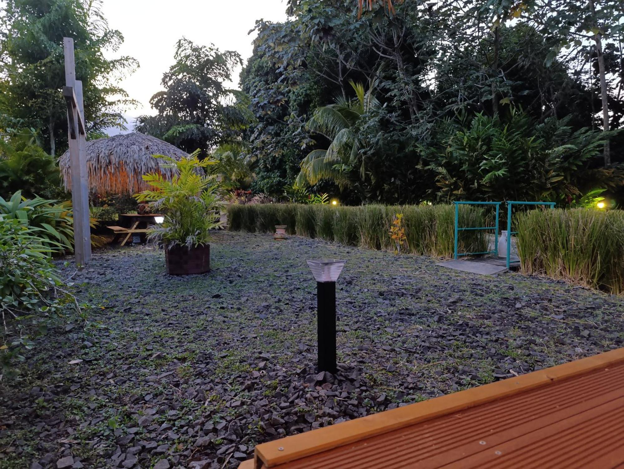 Dadi'S Little Paradis ซานต์-โรส ภายนอก รูปภาพ